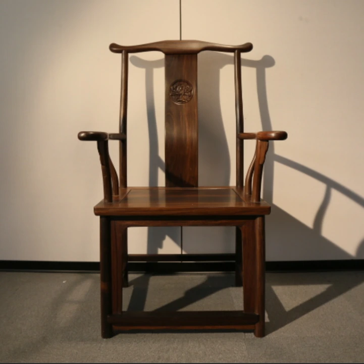 黑酸枝管帽扶手椅