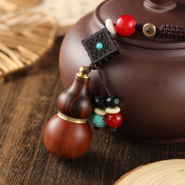 吉祥葫芦腰间镶铜葫芦挂件